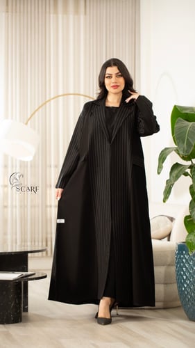 عباية سوداء رسمية بتطريز انيق