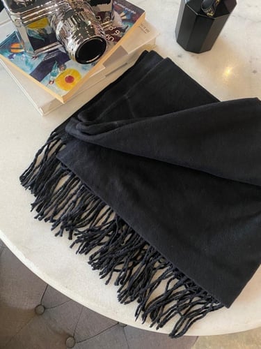 سكارف صوف سادة بالوان متعددة