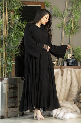 عباية اسود دبل كسرات