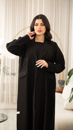عباية سوداء رسمية بتطريز انيق