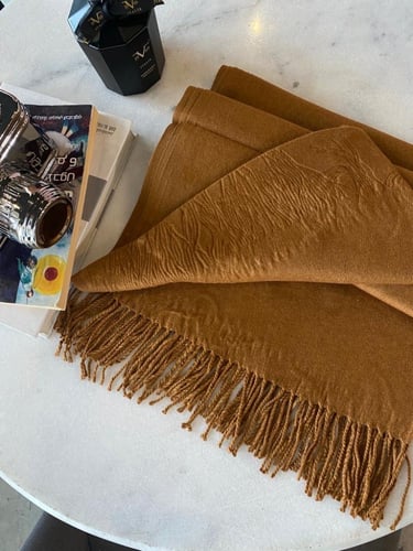 سكارف صوف سادة بالوان متعددة