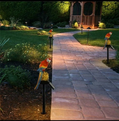 مجسم انارة ببغاء لون اخضر وازرق