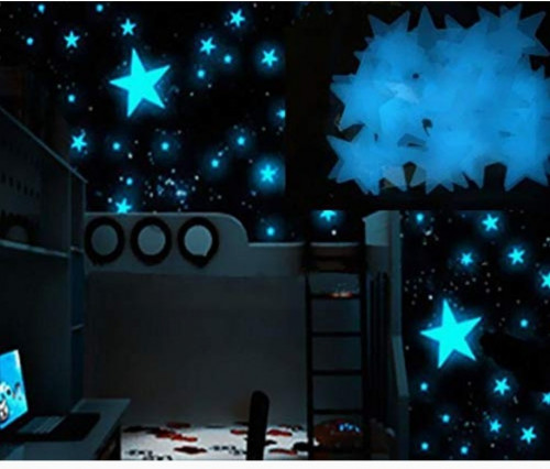 ملصقات الحائط بتصميم النجوم الزرقاء المضيئة في الظ...
