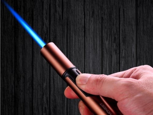 ولاعة متعددة الاستخدامات