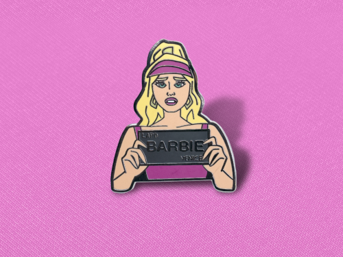 بروش - شخصية باربي