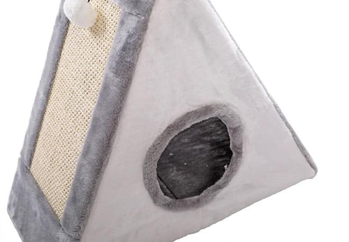 بيت قطه مع خداشة ولعبة للقطط على شكل مثلث