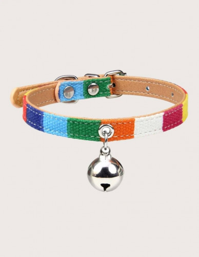 طوق ملون مع جرس