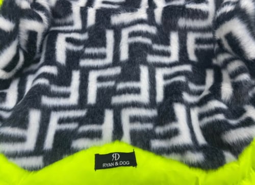 جاكيت fendi