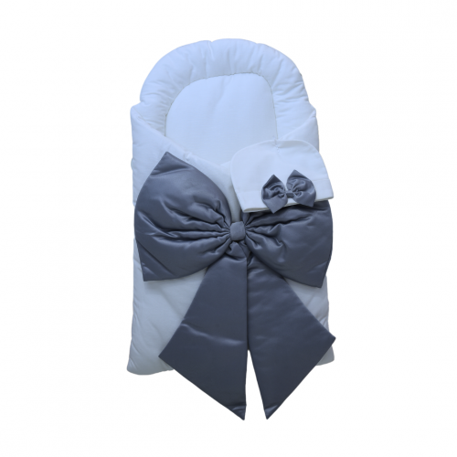 مدس وقبعة قطن مع فيونكة