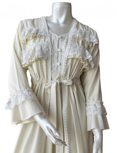 روب أستقبال فخم بربطة خصر أنيقة- لون بيج