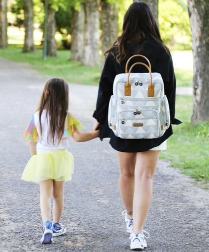 شنطة جلد أسباني