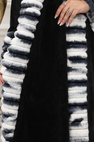 فروة شتوية طويلة أنيقة مبطنة بالفرو من الداخل وعلى...
