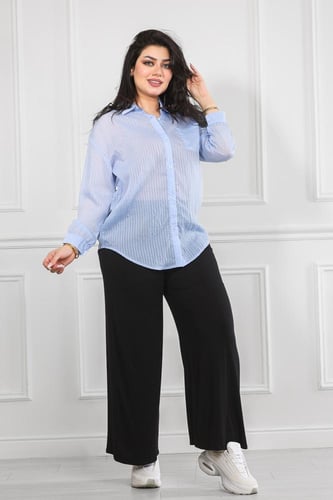 قميص نسائي شفاف بأكمام طويلة وجيبه أعلى الصدر