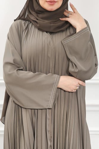 عباية قماش بلمسة حرير زيتي بتكسير كامل العباية