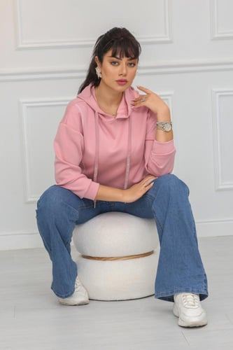 هودي سادة بأكمام طويلة وغطاء للرأس