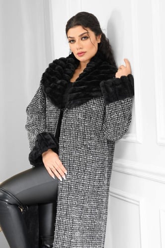 فروة شتوية طويلة مطرزة مزودة بجيب مثلثية وفرو على...