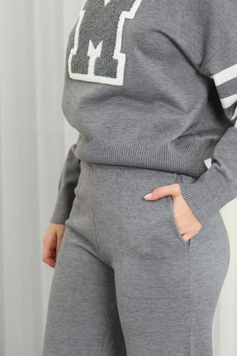 ترنج شتوي كاجوال مخطط بأكمام طويلة وجيب