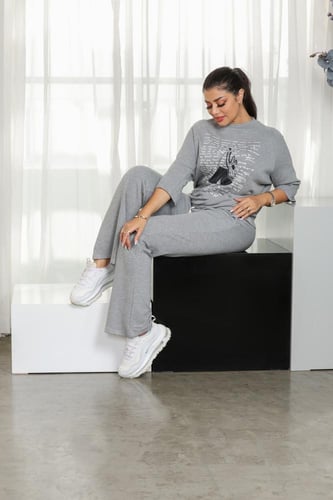 ترنج نسائي كاجوال طبي بنطال مع تيشيرت موحد اللون ب...