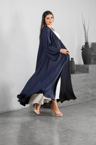 عباية حرير ناعم دبل كلوش ناعم سادة لف كحلي