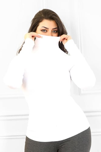 توب قطن بأكمام طويلة وياقة عالية