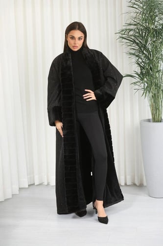 فروة شتوية طويلة مبطنة بالفرو من الداخل بلمعة من ا...