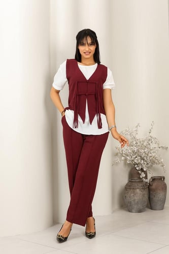 طقم نسائي كاجوال نص كم 3 قطع مزين بخطوط قماشية على...