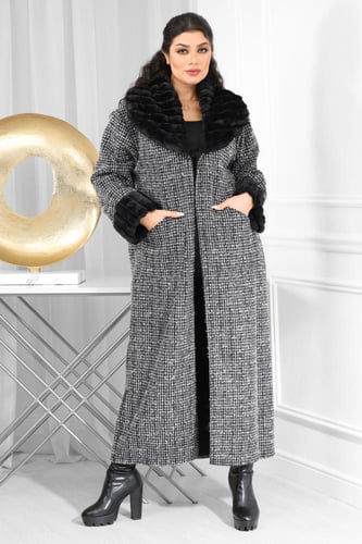 فروة شتوية طويلة مطرزة مزودة بجيب مثلثية وفرو على...