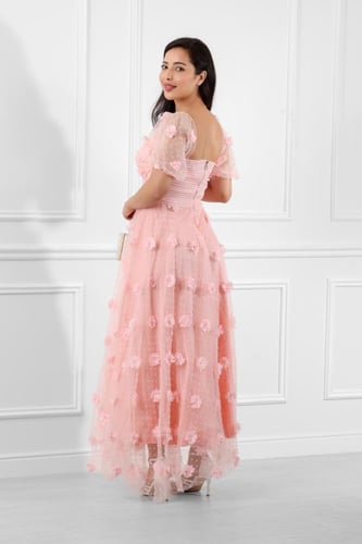 فستان سهرة طويل منفوش بأكمام شيفون قصيرة مزين بالو...