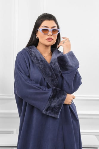 فروة شتوية طويلة ناعمة مبطنة بالفرو من الداخل وأكم...