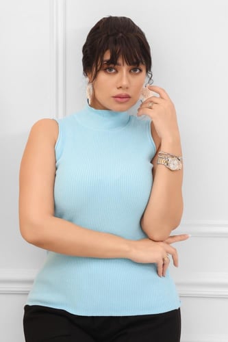 هاينك نسائي بلا أكمام ذات ياقه قصيرة