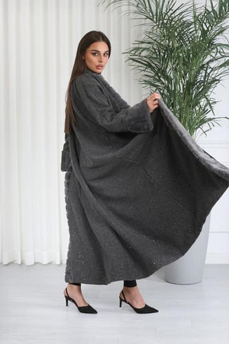 فروة شتوية طويلة مبطنة بالفرو من الداخل بلمعة من ا...