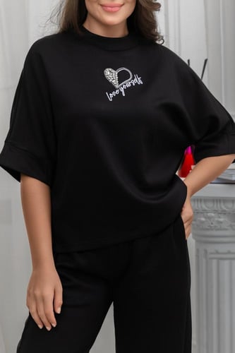 ترنج نسائي كاجوال طبي بنطال مع تيشيرت بتفاصيل بارز...