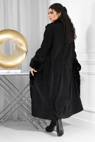 فروة شتوية طويلة سادة مزودة بفرو على الياقة و الأك...