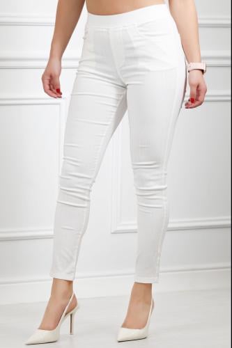 بنطال جينز خصر عالِ مطاطي بقصة ضيقة حتى الكاحل