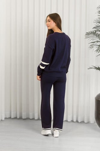 ترنج شتوي كاجوال بأكمام طويلة وياقة مدورة