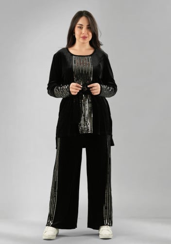 ترنج شتوي مخمل مزين بالترتر على نهايات الأكمام وال...