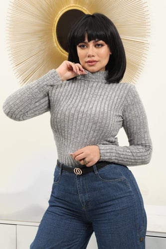 هاينك نسائي بأكمام طويلة ونصف الياقة المدورة