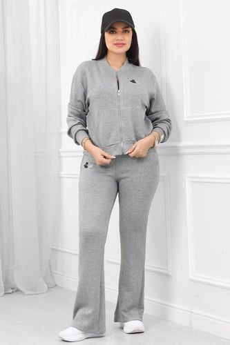 ترنج شتوي كاجوال توب بياقة وسحاب وبنطال واسع من ال...