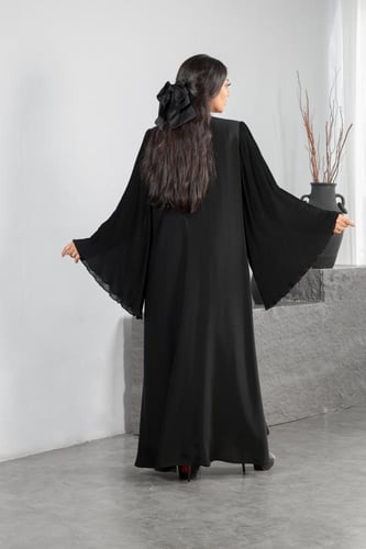 عباية كريب كم كسرات كامل كريستال اسود ف الامام