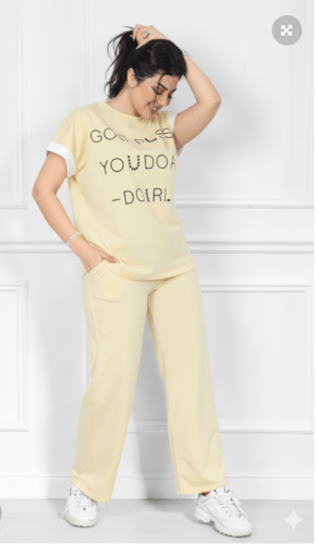 ترنج نسائي كاجوال تيشرت طويل مزين بطباعة على الصدر...