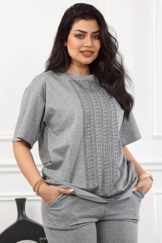 ترنج نسائي كاجوال تيشرت بأكمام متوسطة الطول مزين ب...