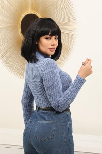 هاينك نسائي بأكمام طويلة ونصف الياقة المدورة