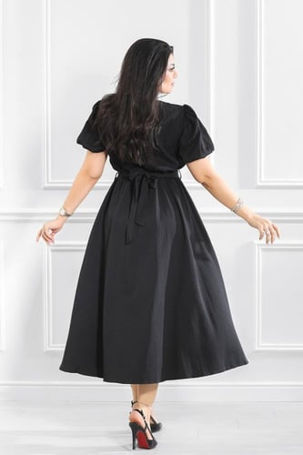 فستان كاجوال بأكمام منفوخة وطول يصل لمنتصف الساق