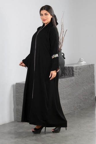 عباية كريب الفاخر تطريز ورد