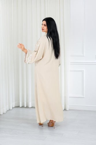 جلابية قماش بطول يصل للكاحل بياقة صغيرة وتطريز أني...