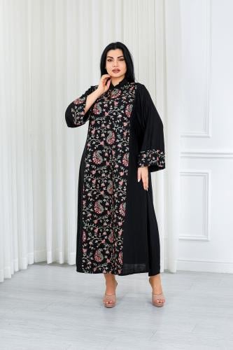 جلابية قماش بطول يصل للكاحل بياقة قصيرة مطرزة بالو...