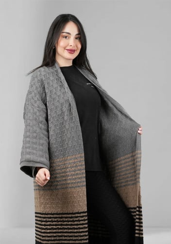 فروة شتوية طويلة صوف مخططة بشكل أفقي