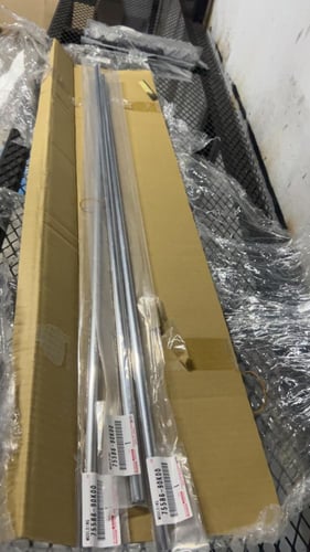 زيق يمين و يسار و خلفي البيع ب الحبة