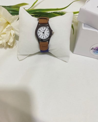 ساعة بني ورصاصي مناسبة من عمر الاشهر وما فوق (غير...