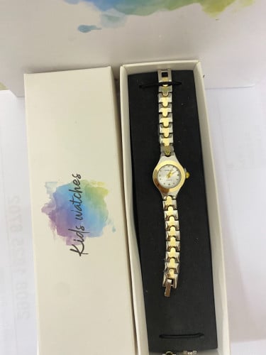 ساعه من حديثي الولادة وجميع الاعمار ذهبي وفضي